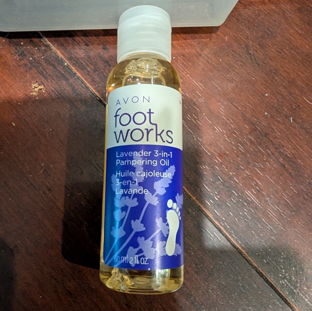 Avon Foot Works Lavender 3-in-1 Pampering Oil - Purple
